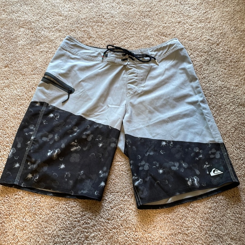 Quicksilver Board Shorts - 30